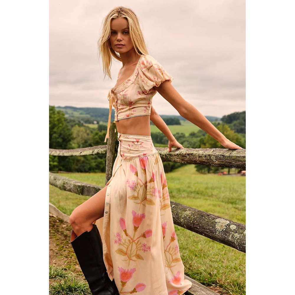 Free People Easy to Love Matching Set Cream Pink Floral Crop Top Skirt Medium